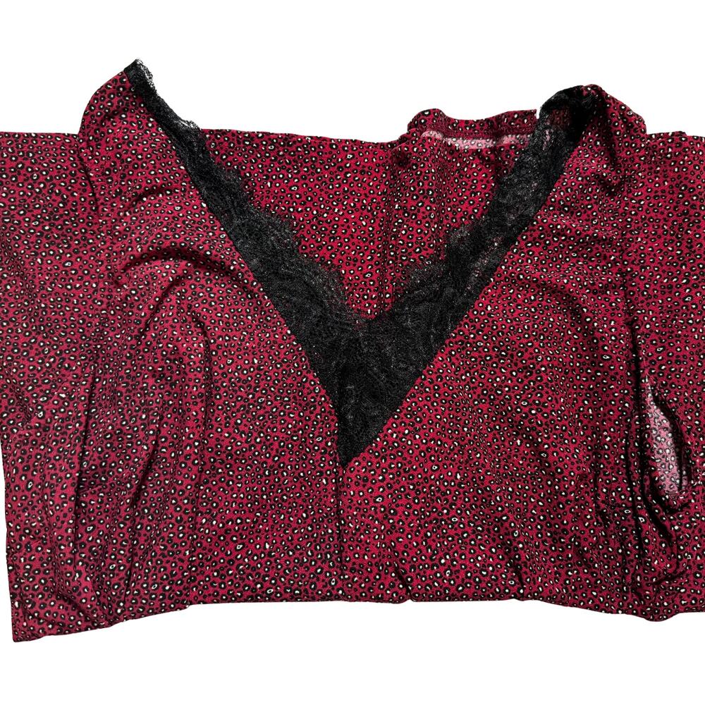 Daytrip Red Animal Print Lace Trim Tank Blouse 1X Flowy Date Night Top - Picture 10 of 10